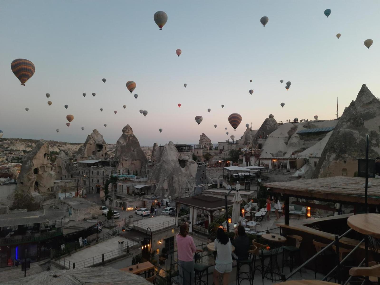 Mia Cappadocia Cave Hotel Goreme Exterior photo