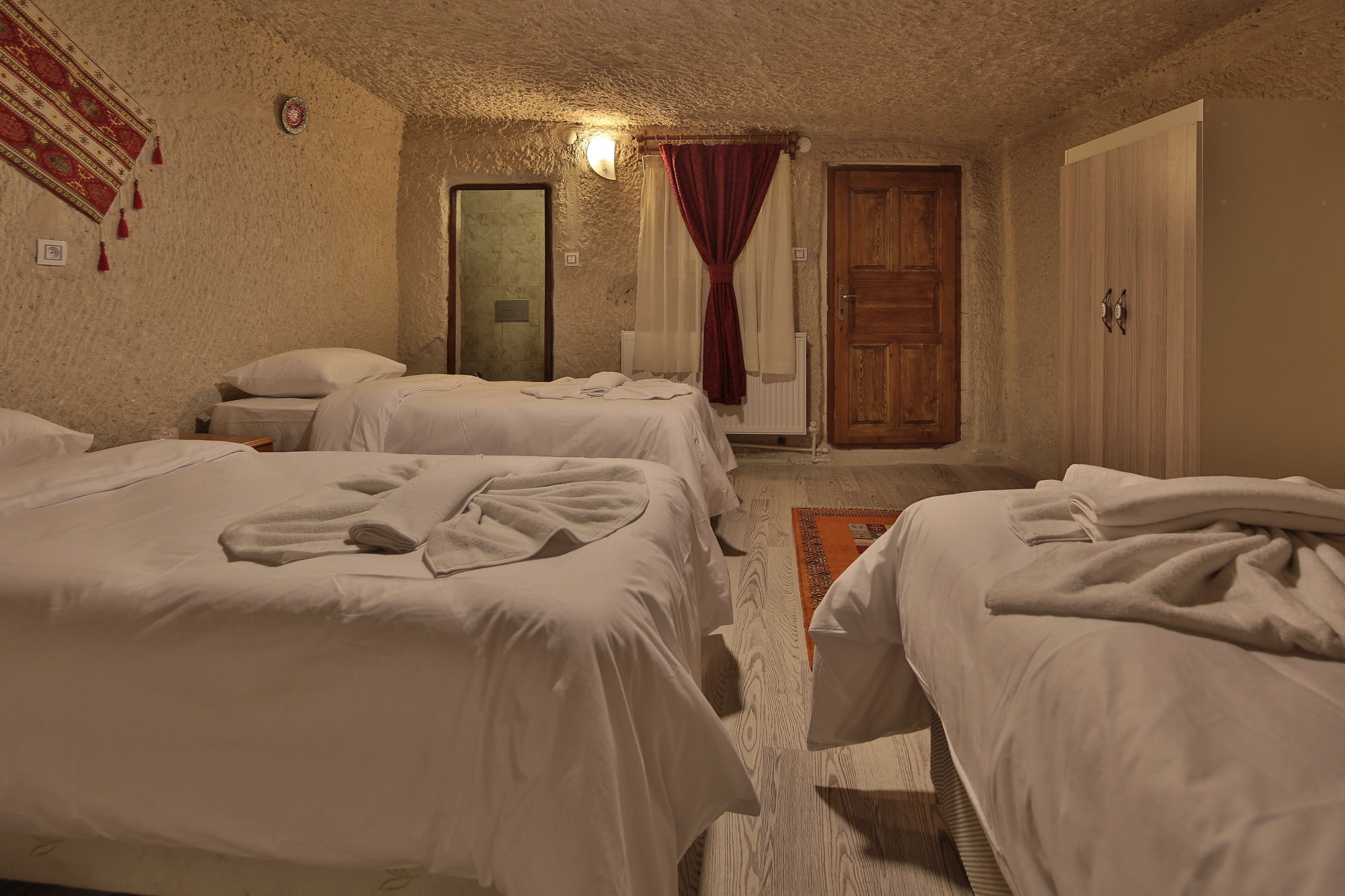 Mia Cappadocia Cave Hotel Goreme Exterior photo