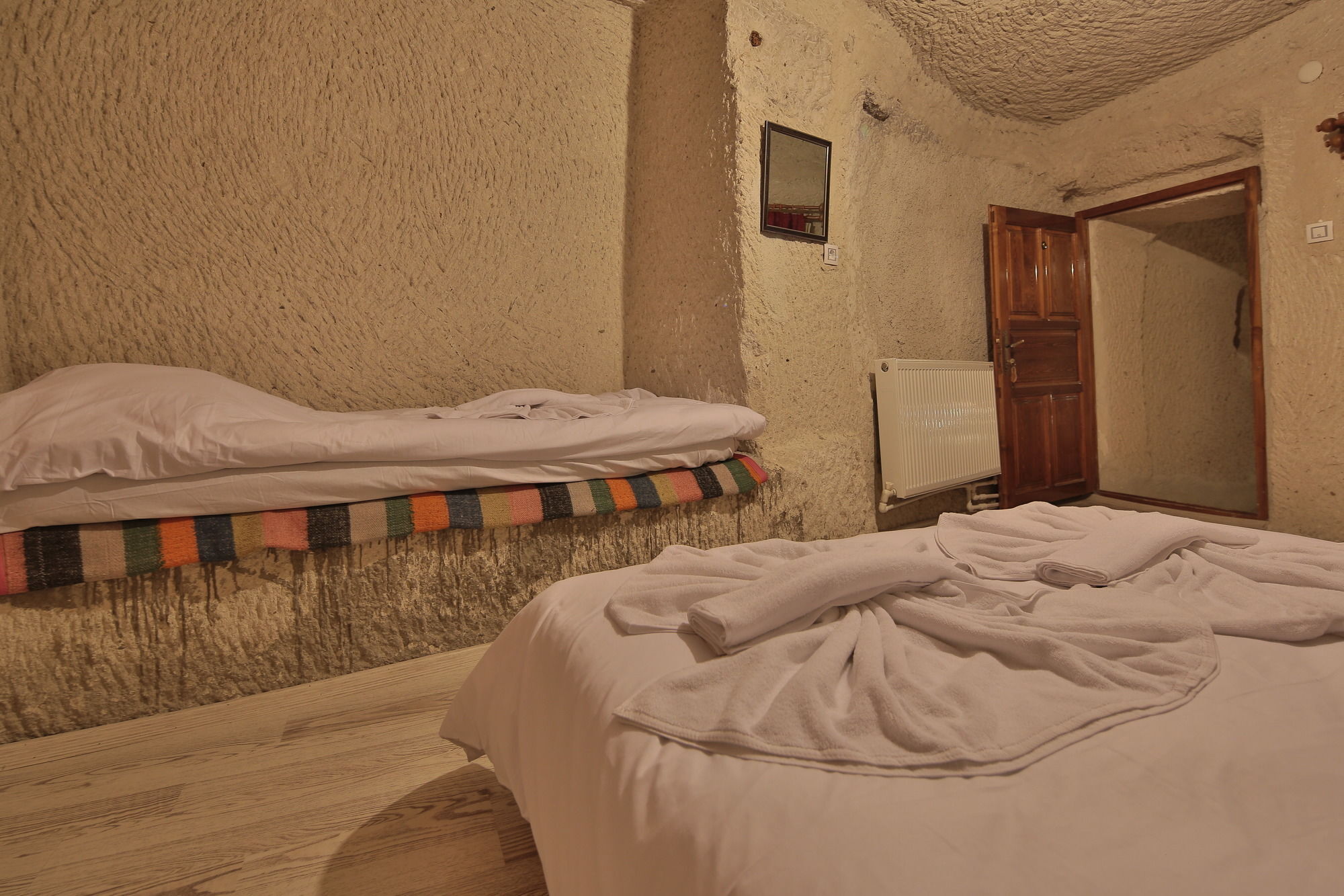 Mia Cappadocia Cave Hotel Goreme Exterior photo